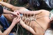 Elvina & Sara - Seil hogties und Müllbeutel 05
