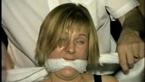 FLIGHT ATTENDANT HOSTAGE (D10-17)