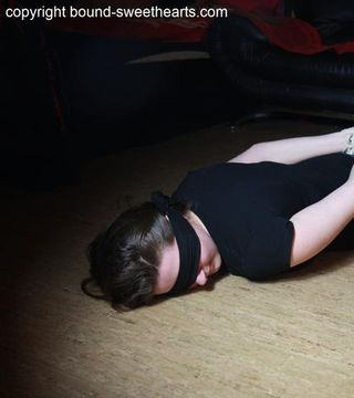 Girl tied barefeet PICS