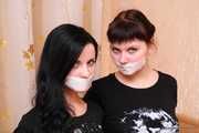 Marvita und Rozanka - Sensationelle Bondage mit niedlichen europäischen Schönheiten