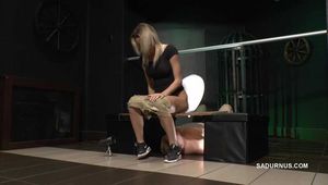 Servant has to swallow piss