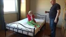Vicky - Fessel mich 4 Teil 1 von 2