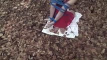 Nelly gets roped outdoor 2/2
