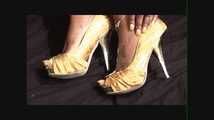 Gold Goddess Pumps