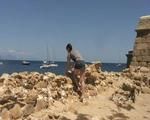 sexy girls barefoot in Spain
