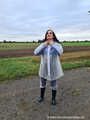 Miss Amira in Lepper Nylon Regenzeug und transparentem Regenanzug