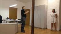 Paula - Hochsicherheitsgefangene im Büro Teil 2 von 9