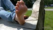 Feet in flip-flops