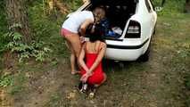 Dana & La Pulya - Hitchhiker's peril. (BTS)