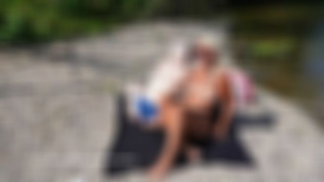 Lea-Kirsch bringt mich public zum Orgasmus!