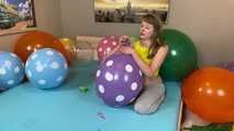 nail and sit2pop your qualatex balloons