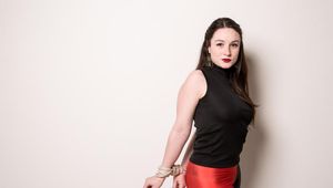 KAtie v Harley in sneakers