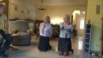 Elena und Isabel - Isabel und Ihre Nachbarin Elena Teil 1 von 9