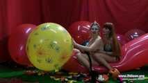 Lisa & Pamela 08