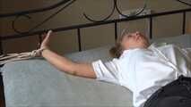 Paula - Kitzelabenteuer Teil 2 von 2