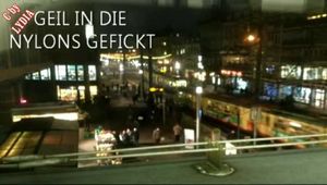 IN DIE NYLONS GEFICKT
