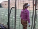 Nacktes Tennis