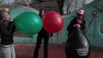 154 3 girls, 3 balloons (24" Qualatex ClubSteffi)