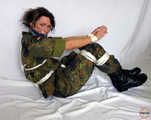 Military-Girl Gefesselt und geknebelt - Teil 2