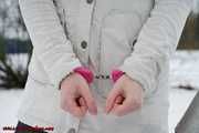 Handschellenspass im Schnee