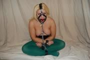 Chain hogtie