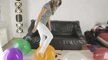 046 Stomping Balloons socks & barefeet