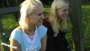 Zärtliche liebesspiele zweier Teens