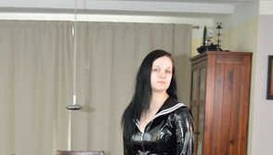 Schulmädchen in Schwierigkeiten