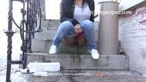 064012 Kima Pees On The Office Steps