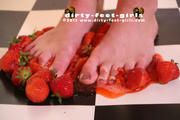 strawberry crushing