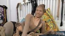 Wild pantyhose fun with Effi (video update)