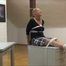 Isabel – Entflohener Gefangener im Büro Teil 6 von 8