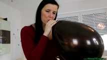 neck stretching and Blow2Pop enormous black U16 **excellent**