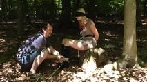 Jessy gefesselt im Wald 1/2
