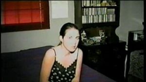 UK GIRL F0RCED TO TAPE, HANDCUFF & GAG HERSELF (D13-15)