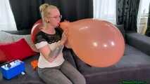 Various balloon popping fun and inflating five balloons without popping