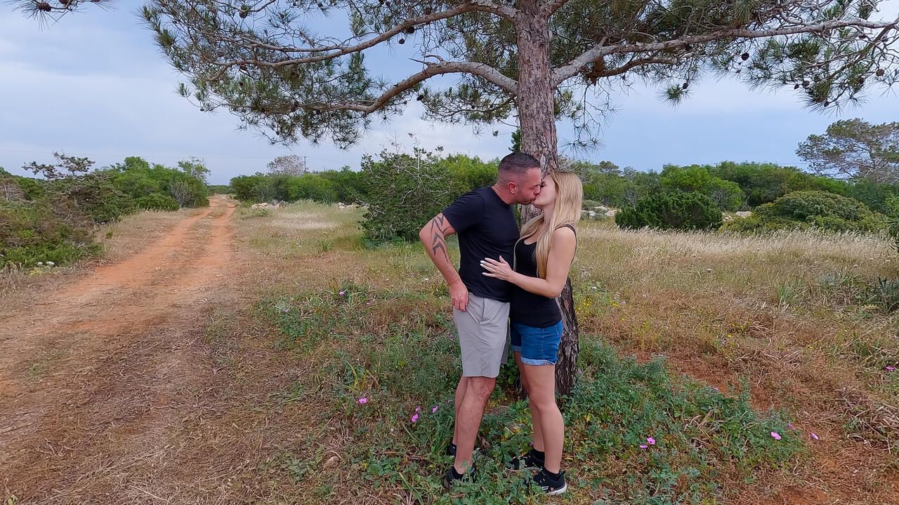 SLUT-FUCK | OUTDOOR-SEX with Teeny Lina