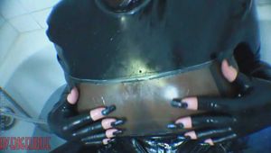 Hot rubber in the bathtub 3