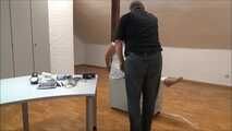 Paula - Hochsicherheitsgefangene im Büro Teil 4 von 9