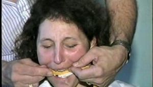 24 YEAR OLD HOUSEWIFE'S K1DNAP (D33-16)