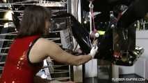 Lady Lilith - Rubbertoy wird ungespritzt weggeschlossen