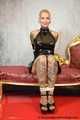  Miss Francine gefesselt im sexy Lack Outfit und streng geknebelt mit gestopftem Mund