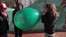 154 3 girls, 3 balloons (24" Qualatex ClubSteffi)