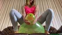 sit2pop P18 and B14 soap balloons