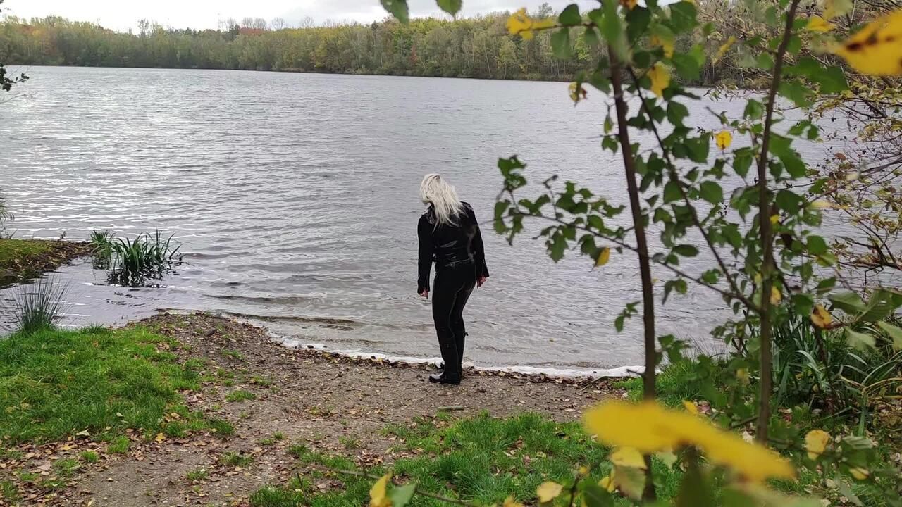 Hunter boots peeping by the wild wanker at the lake