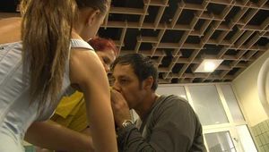 Bahnhofsfick in der Schalterhalle 2