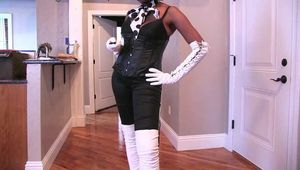 Latex boot praise 3