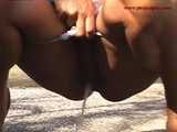 016133 Eve Takes A Daring Emergency Pee In The Supermarket Drain
