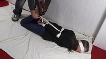 Tanja towel hogtie 2/2