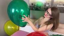 kissing, licking and nail2pop seven Q16